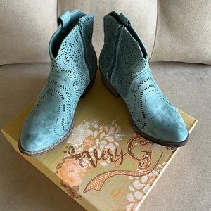 Very G ZEST boots, size 7.5